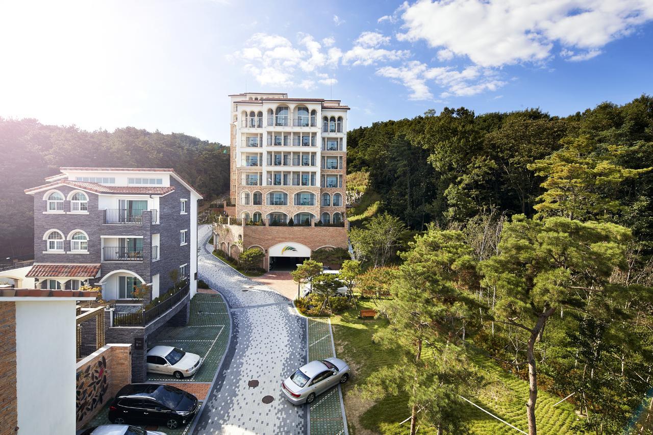 Hotel Thesoom Forest Yongin Exteriör bild